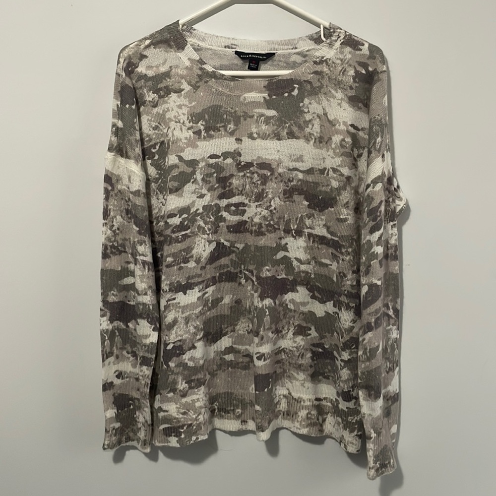 Rock & Republic Camo Style Long Sleeve Shirt Size Medium